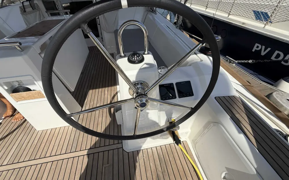 slider 11 Beneteau Oceanis 38.1