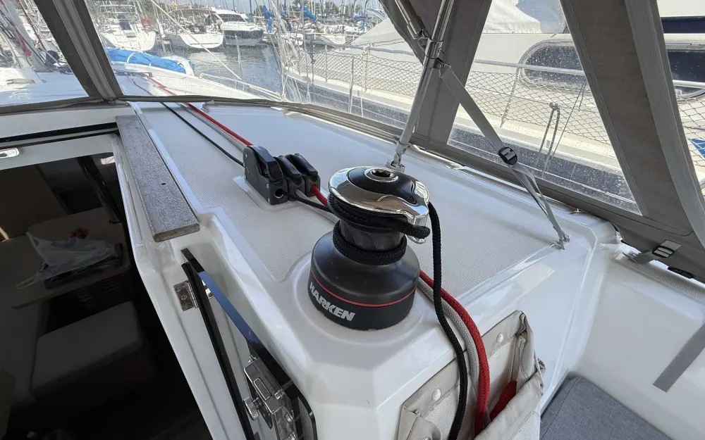slider 17 Beneteau Oceanis 38.1