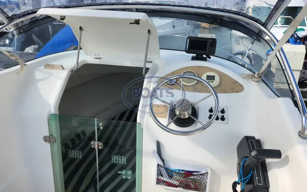 slider 2 B2 Marine Cap Ferret 552CC
