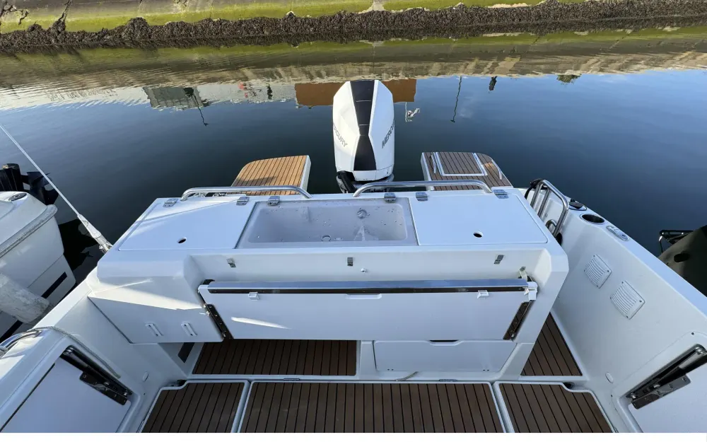slider 4 Beneteau Flyer 8 SUNdeck