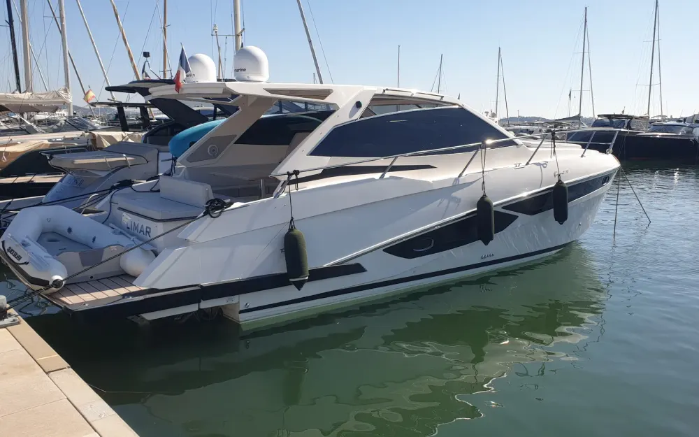 slider 0 Rio Yachts Parana 38