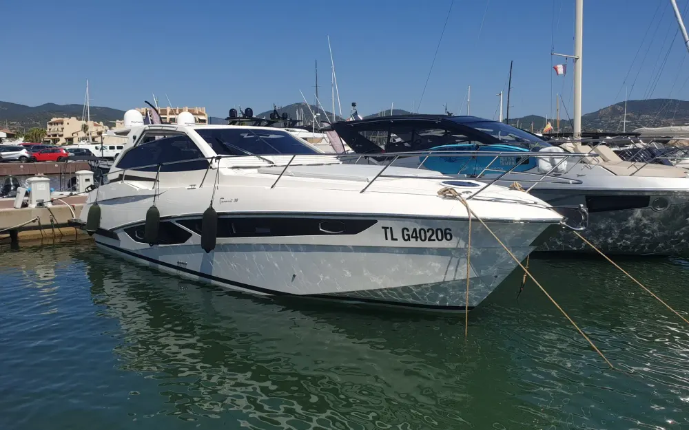 slider 21 Rio Yachts Parana 38