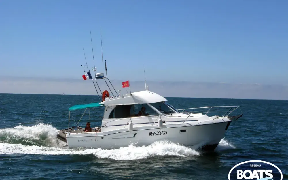 slider 0 Beneteau Antares Serie 9