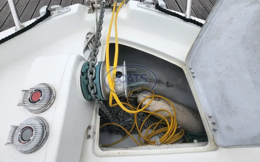 slider 12 Beneteau Antares Serie 9