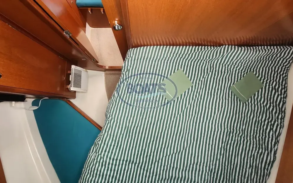 slider 6 Beneteau Antares Serie 9