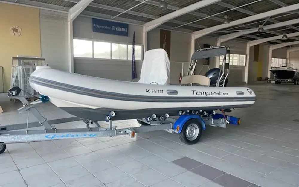 slider 1 Capelli Tempest 505