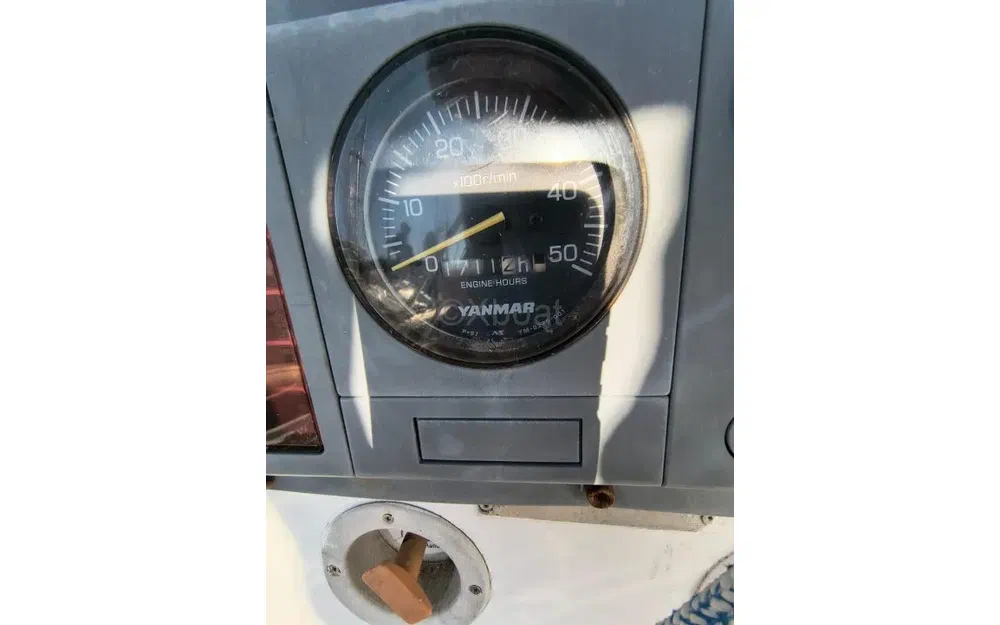 slider 7 Class Yacht Class 33