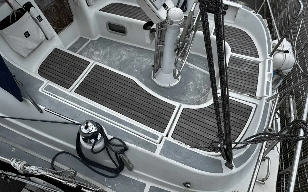 slider 4 Beneteau Oceanis 331