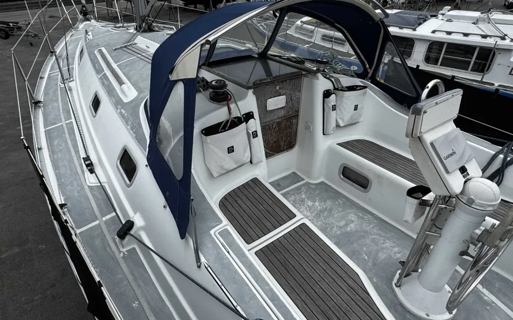 slider 5 Beneteau Oceanis 331