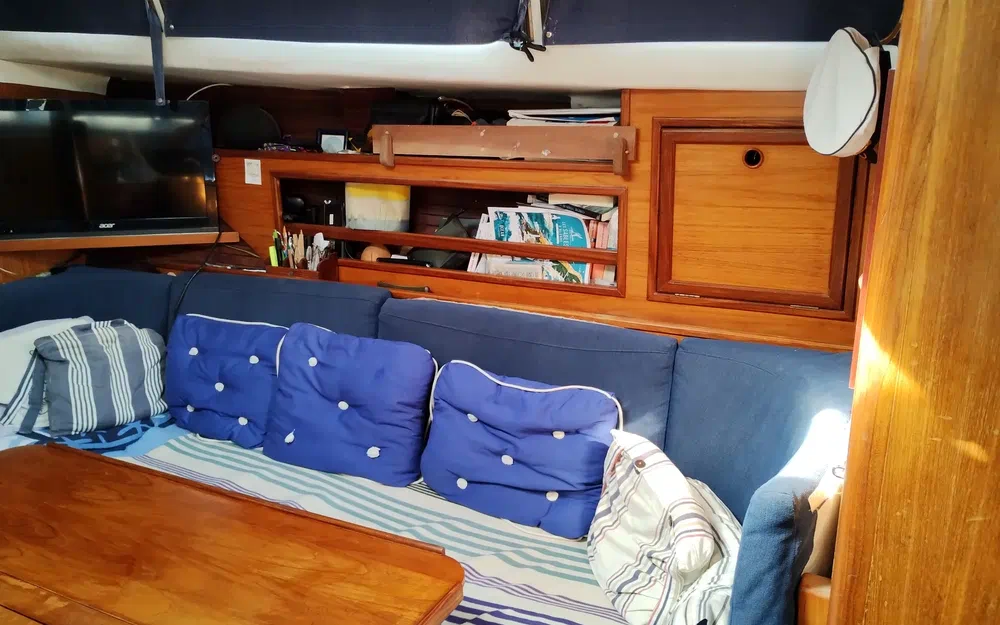 slider 6 Beneteau Evasion 37