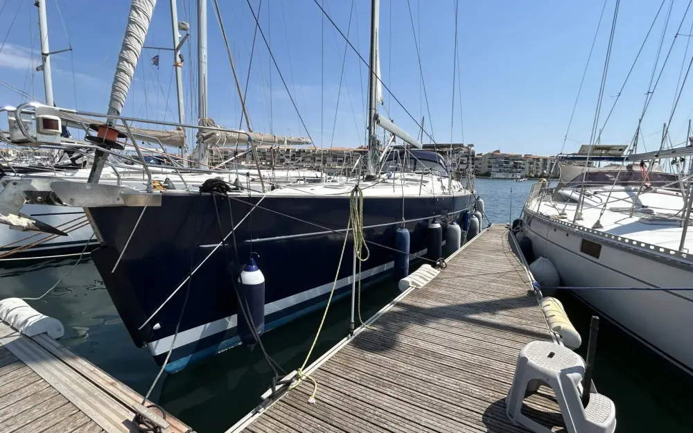slider 16 Beneteau Oceanis 523