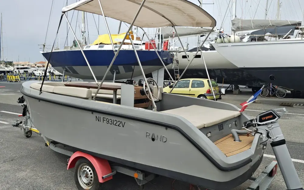 slider 1 Rand Boats Picnic 18