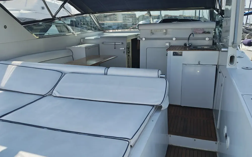 slider 3 Ferretti Altura 47