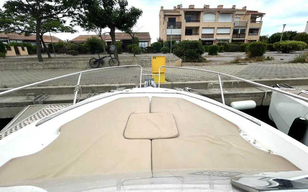 slider 4 Jeanneau Cap Camarat 755 WA