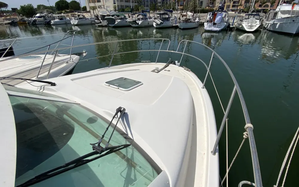 slider 11 Jeanneau Prestige 32