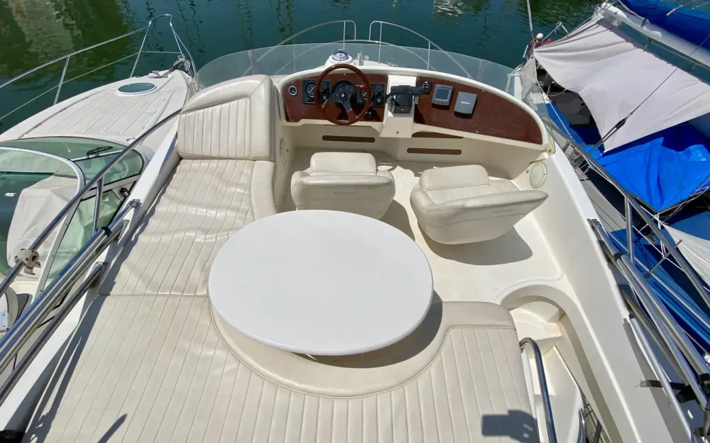slider 12 Jeanneau Prestige 32