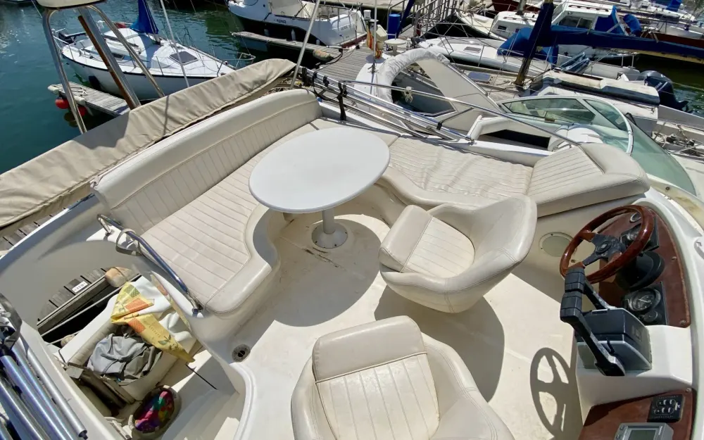 slider 13 Jeanneau Prestige 32