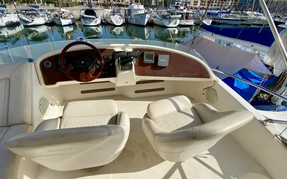 slider 15 Jeanneau Prestige 32