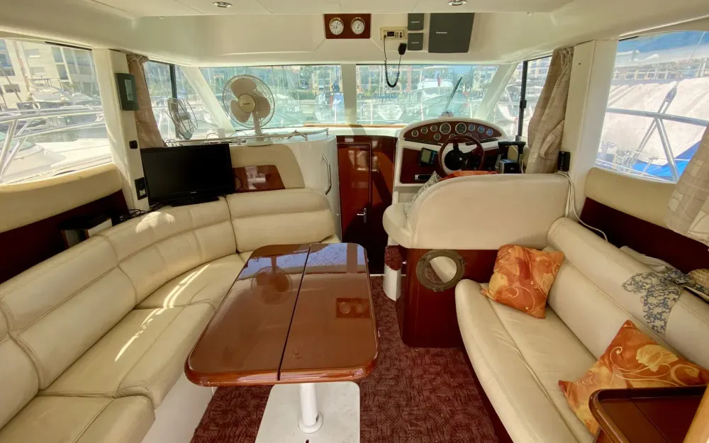 slider 3 Jeanneau Prestige 32