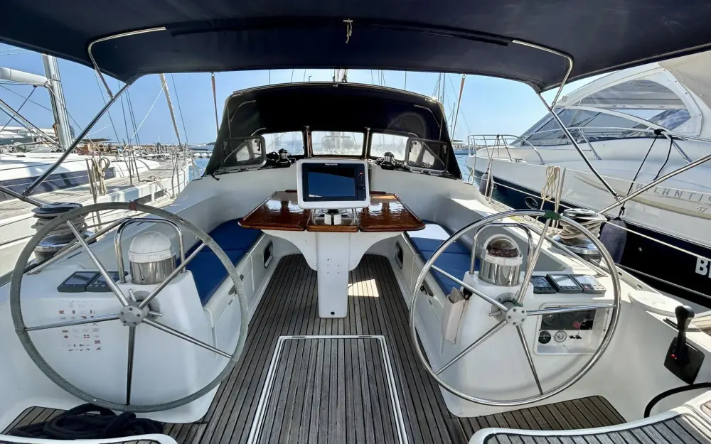 slider 1 Jeanneau Sun Odyssey 52.2