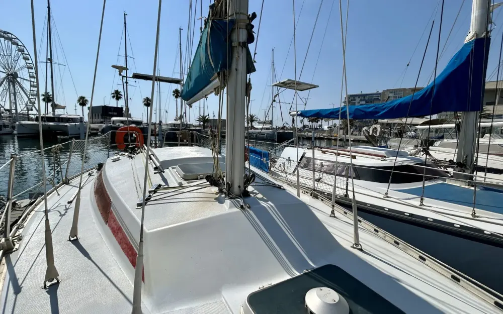 slider 13 Jeanneau Aquila