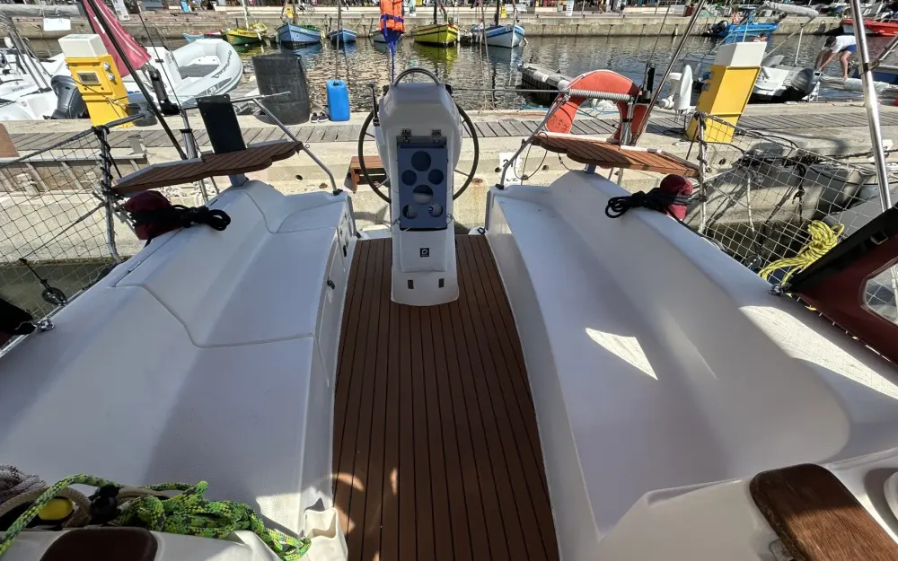slider 12 Dufour Gib Sea 33