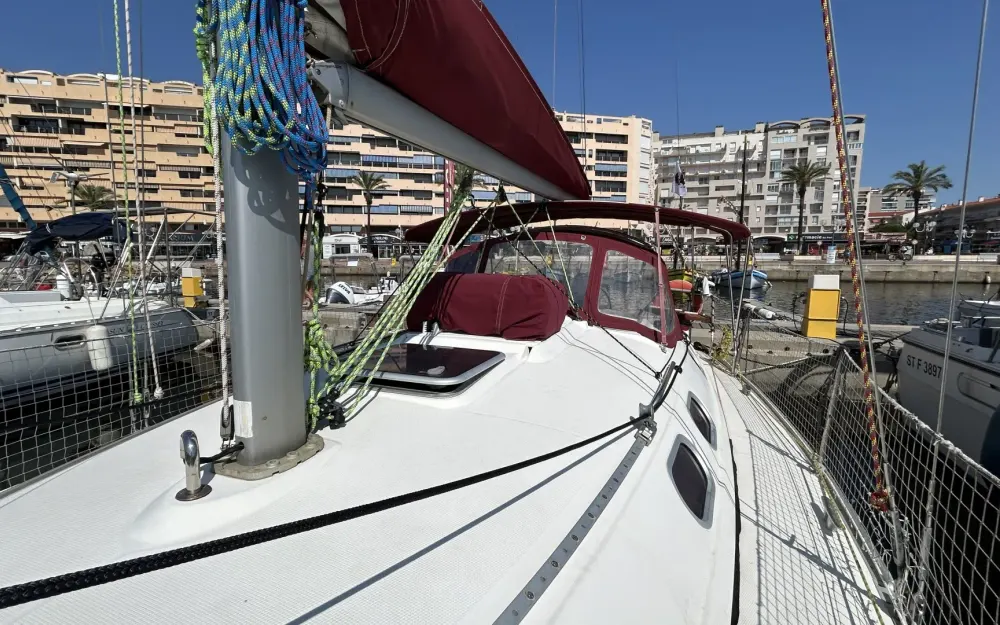 slider 15 Dufour Gib Sea 33