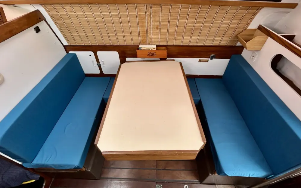 slider 10 Beneteau Evasion 32