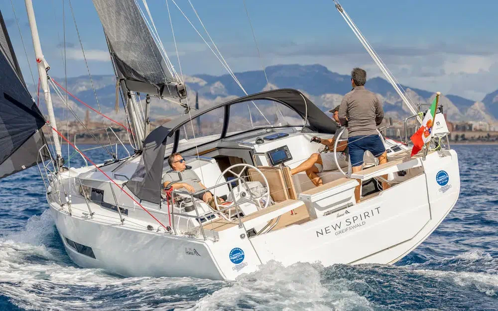 slider 2 Hanse 360