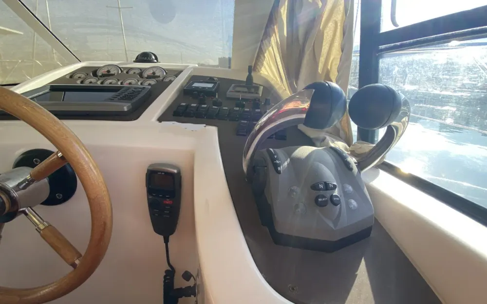 slider 11 Sessa Marine Dorado 36