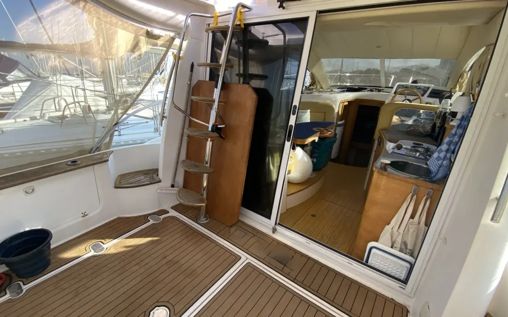 slider 6 Sessa Marine Dorado 36