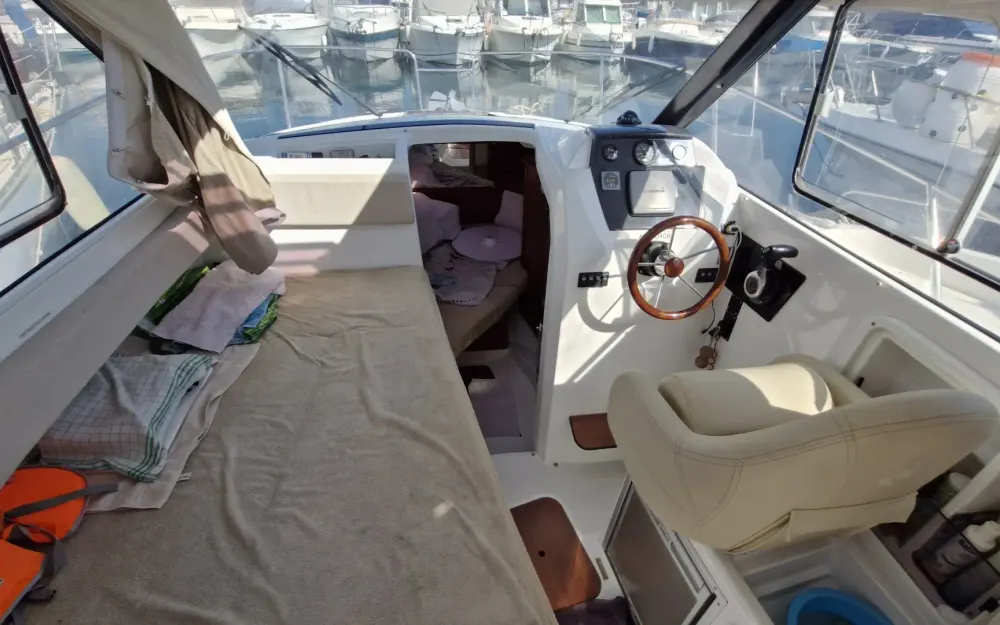 slider 6 Beneteau Antares 7.80