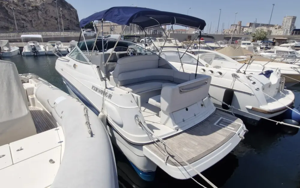 slider 1 Four Winns Vista 248