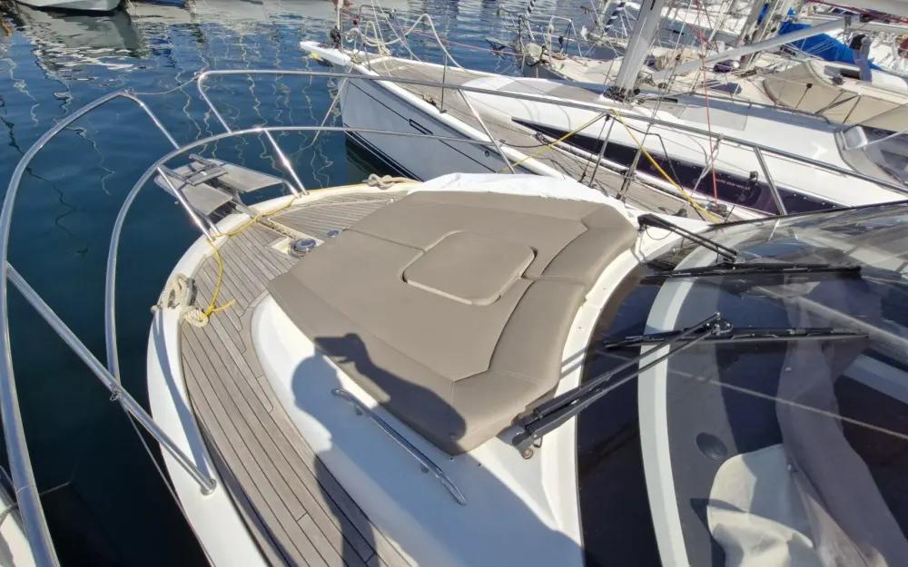 slider 16 Jeanneau NC 9