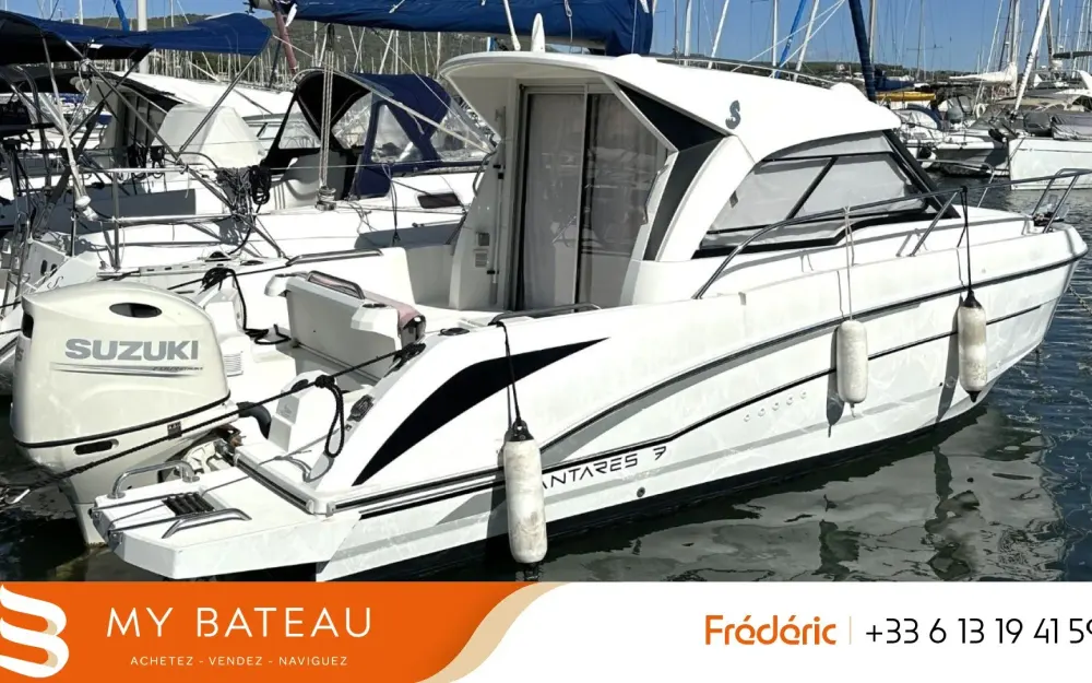 slider 0 Beneteau Antares 7 OB