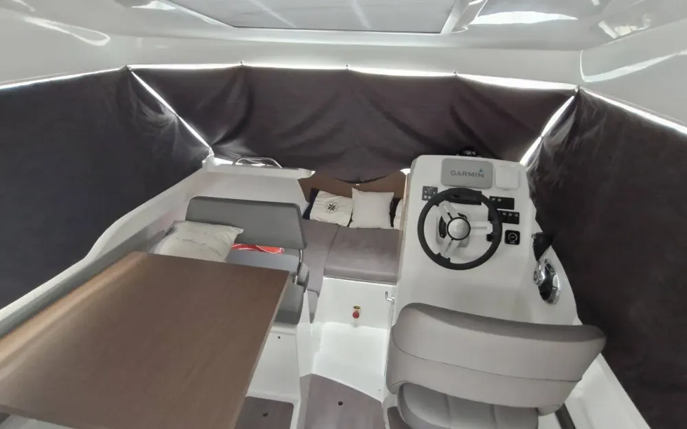 slider 10 Beneteau Antares 7 OB