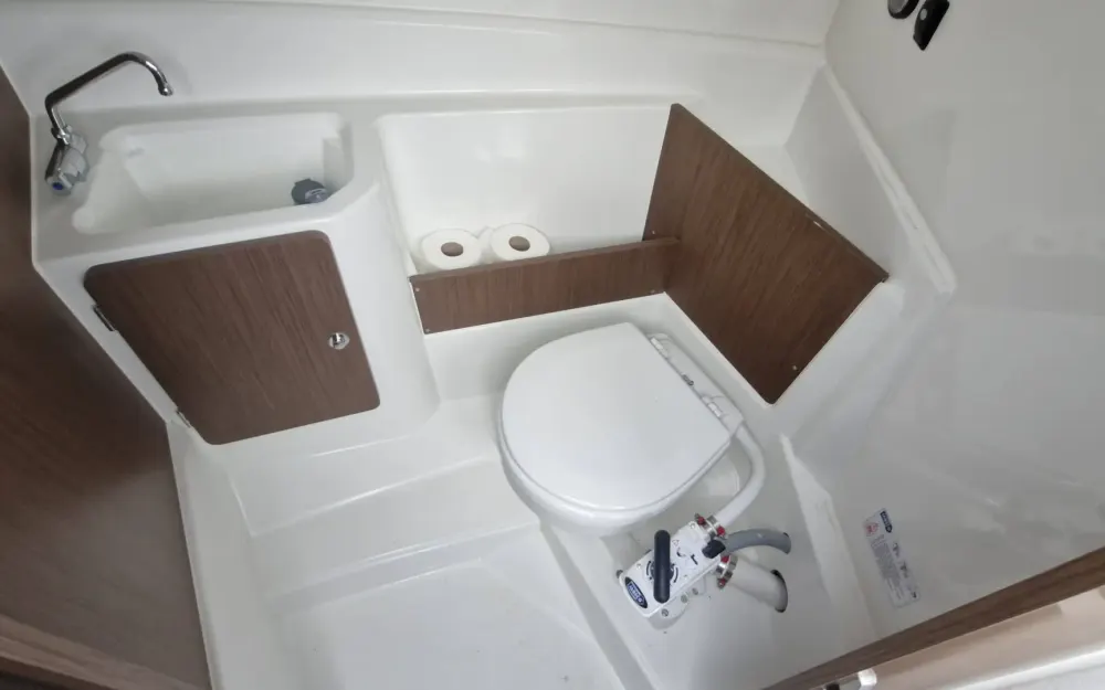 slider 6 Beneteau Antares 7 OB