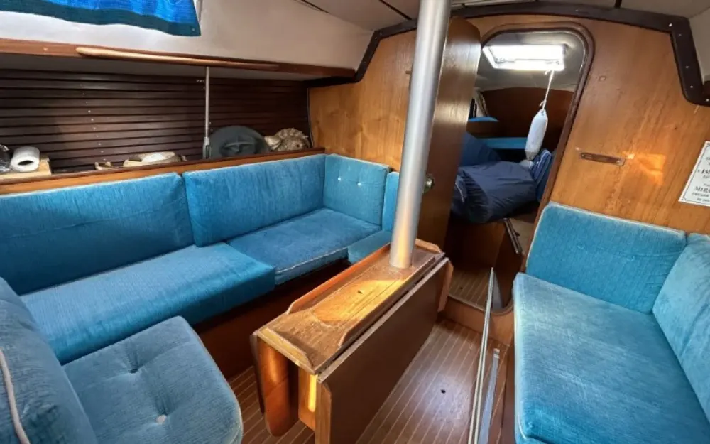 slider 9 Beneteau First 375