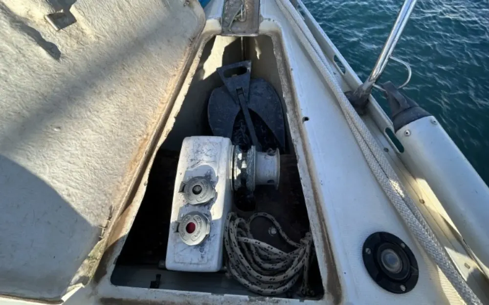 slider 7 Beneteau First 375