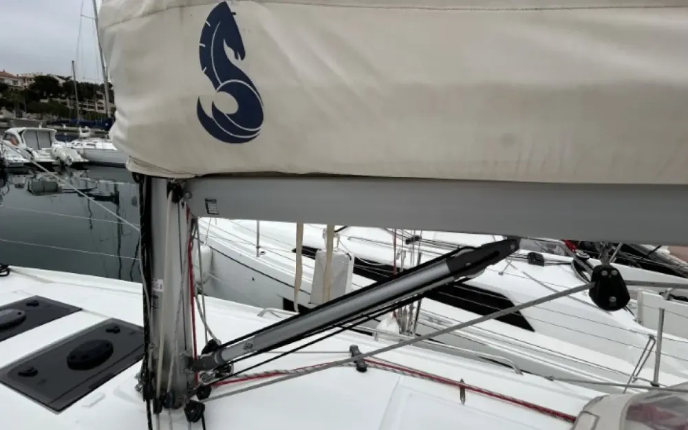 slider 12 Beneteau Oceanis 30.1
