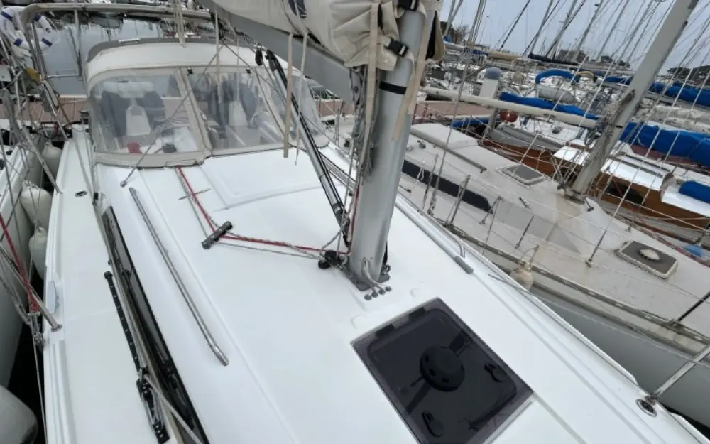 slider 15 Beneteau Oceanis 30.1