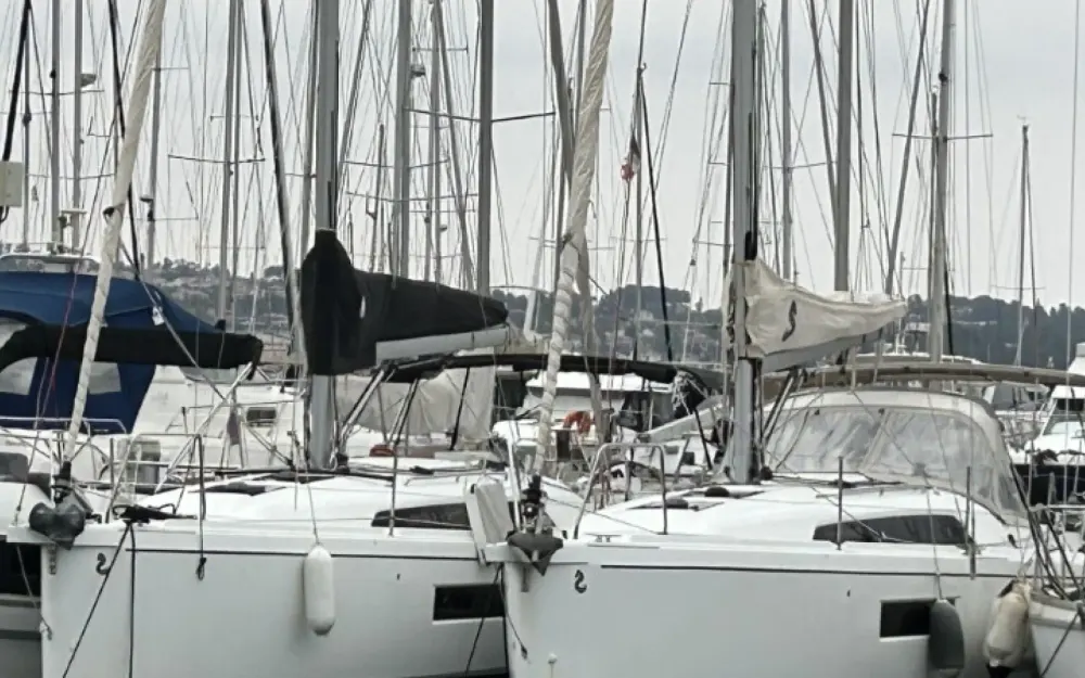 slider 7 Beneteau Oceanis 30.1