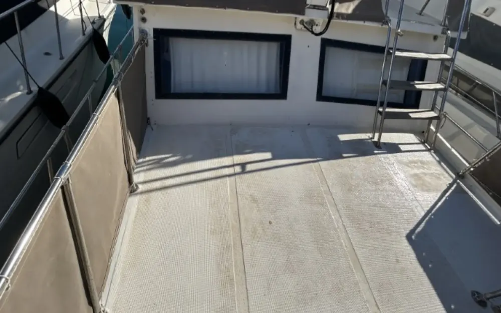 slider 15 Ocean Alexander  38