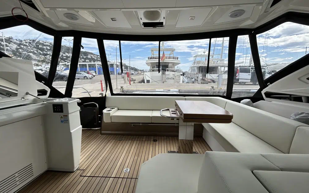 slider 23 Cranchi 60 ST