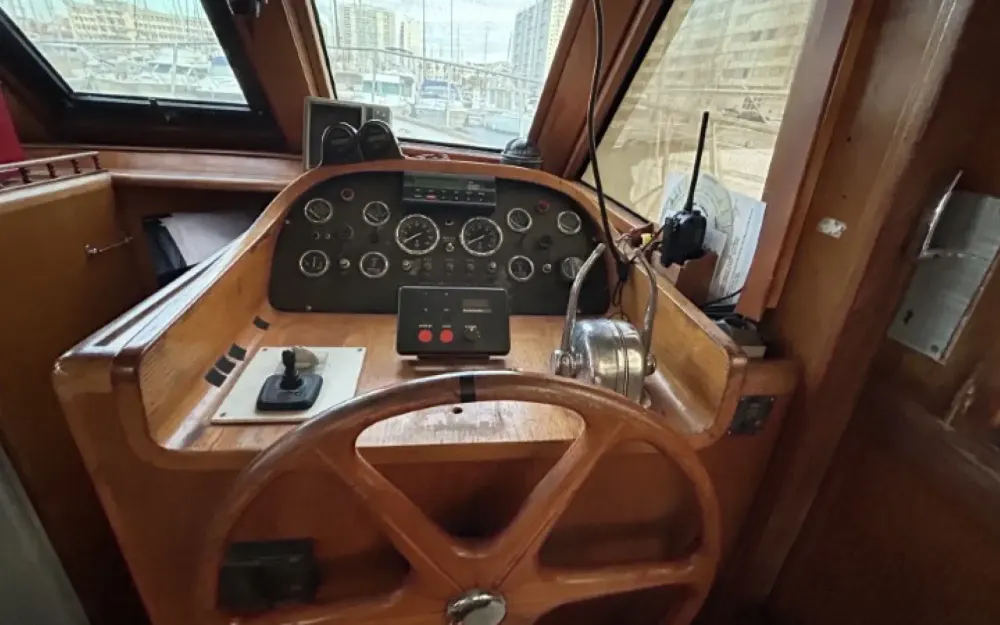 slider 4 Ocean Alexander  38