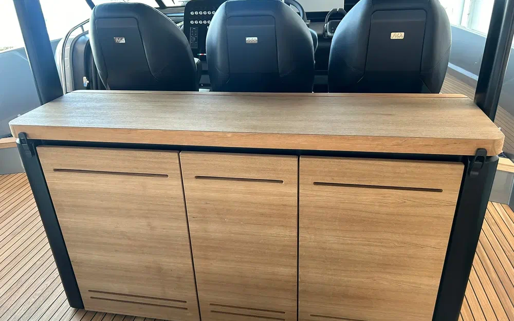 slider 27 Cranchi A46 Luxury Tender