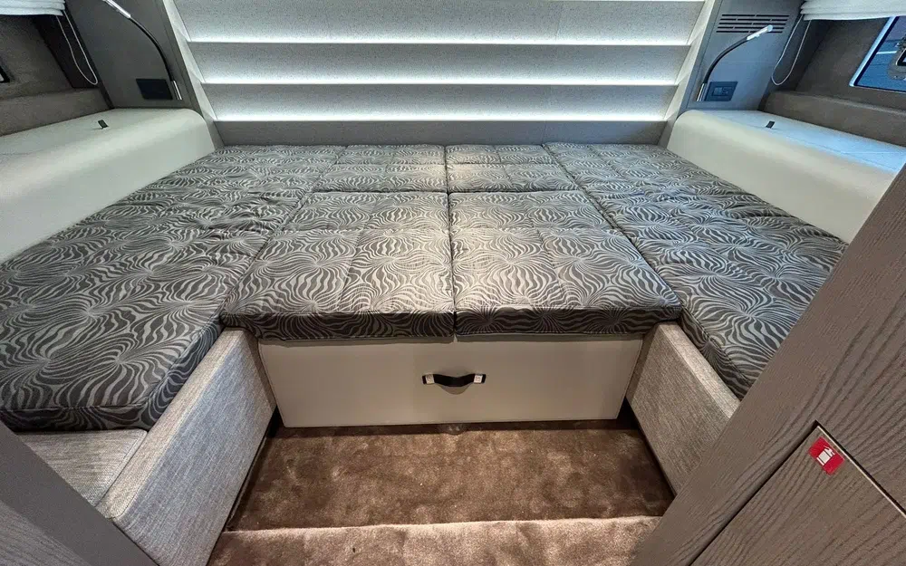 slider 61 Cranchi A46 Luxury Tender