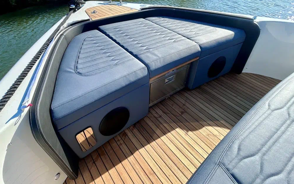 slider 21 Cranchi A46 Luxury Tender