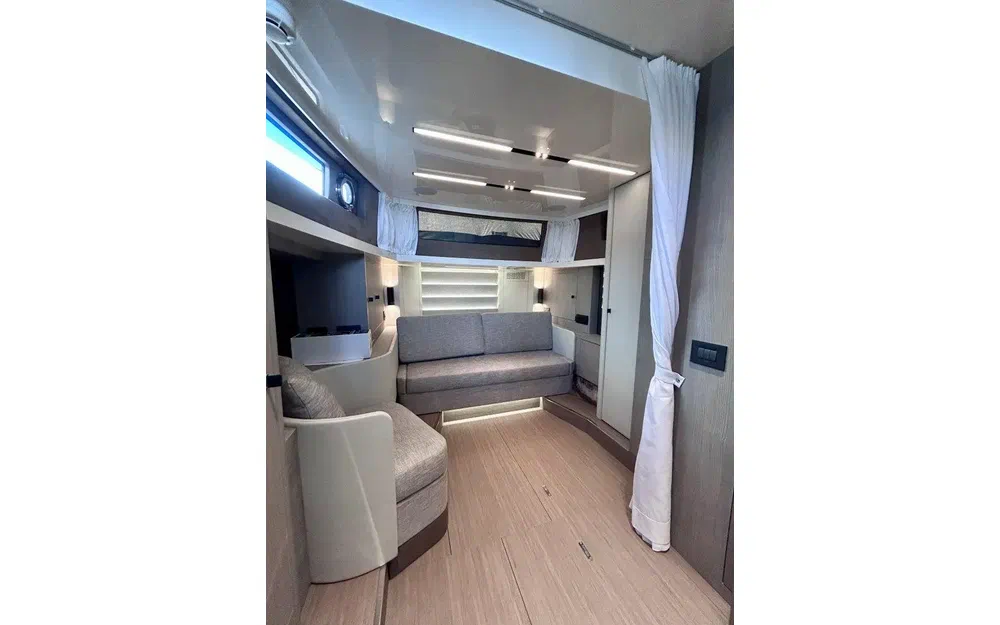 slider 31 Cranchi A46 Luxury Tender