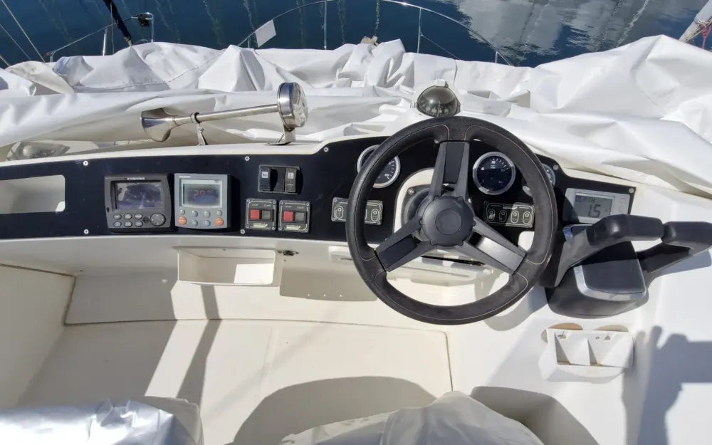 slider 10 Beneteau Antares 980